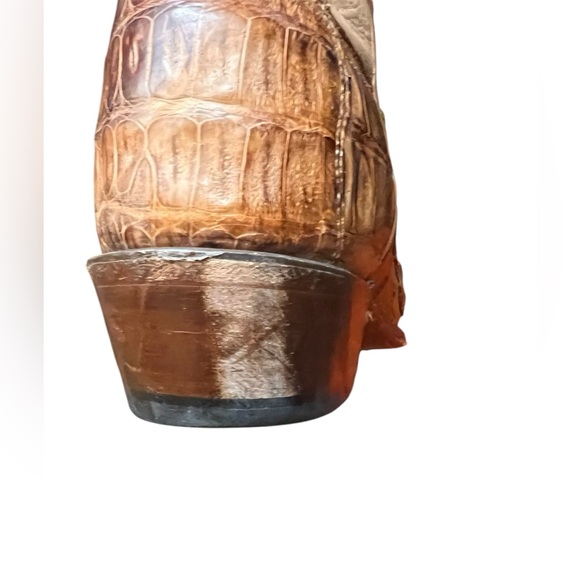 Lucchese Classics Hornback Caiman Boots 12 D - Picture 9 of 13